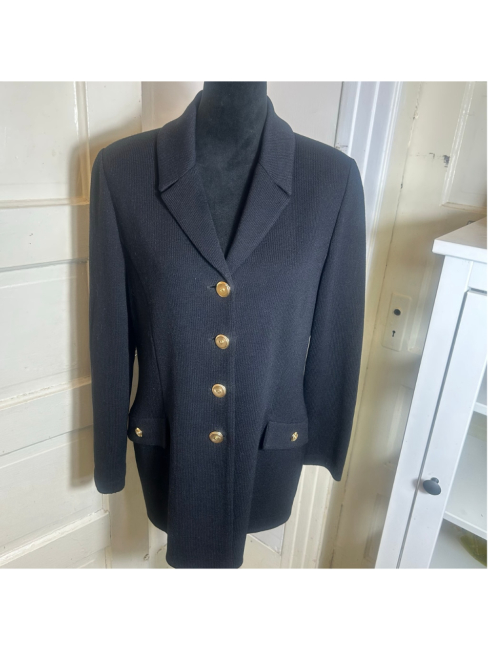 St John Black Santana Knit Blazer Gold Buttons Old Money Luxury Coastal Med